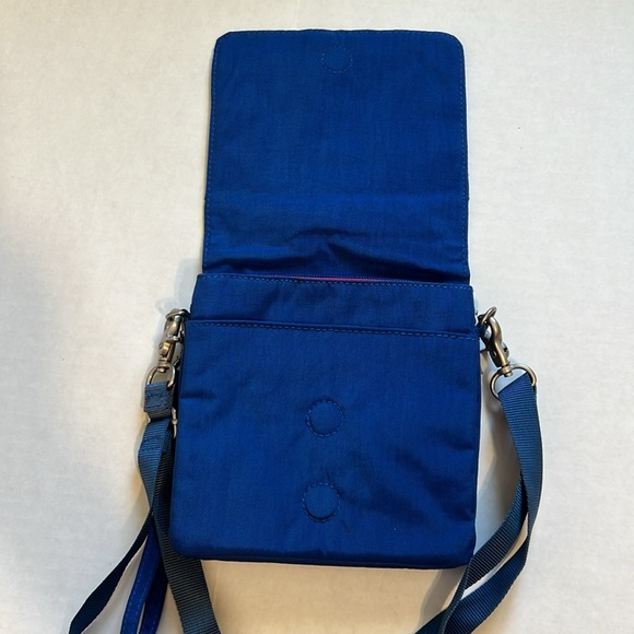 Baggallini Womens Blue Water Resistance Nylon Crossbody Travel Vacation Purse - Picture 8 of 9